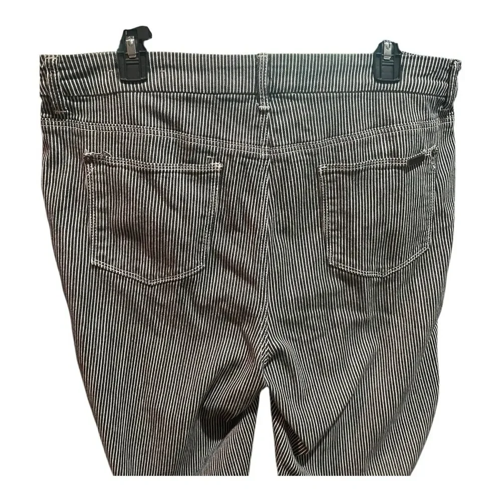 Chico’s So Slimming Jeans Women Sz 2.5 (14) Pinstriped Girlfriend Stretch Pants - Picture 3 of 7